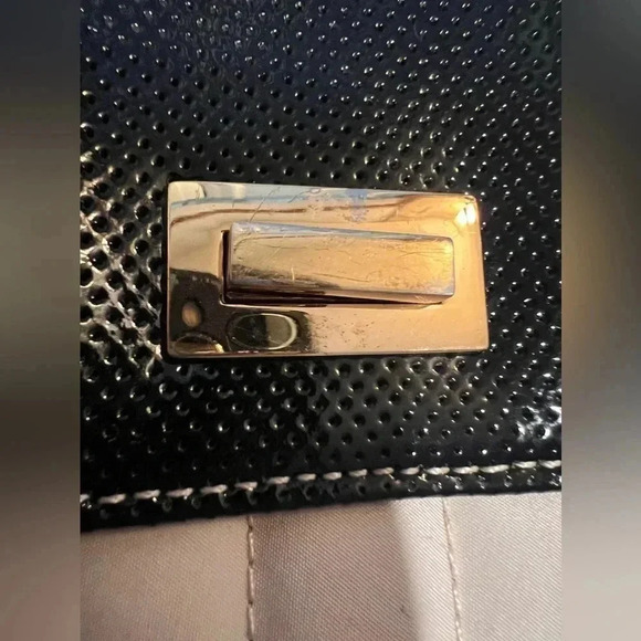 BCBGMAXAZRIA | ladies large quilted tote bag - Picture 5 of 16